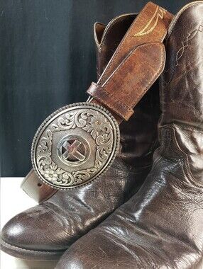 Ariat Cross Medallion Belt w/Cross Concho Buckle style A1512202 - Women's size M